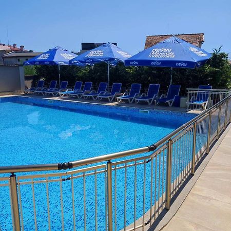 Vemara City Boutique Hotel-Free Parking Varna Exterior photo