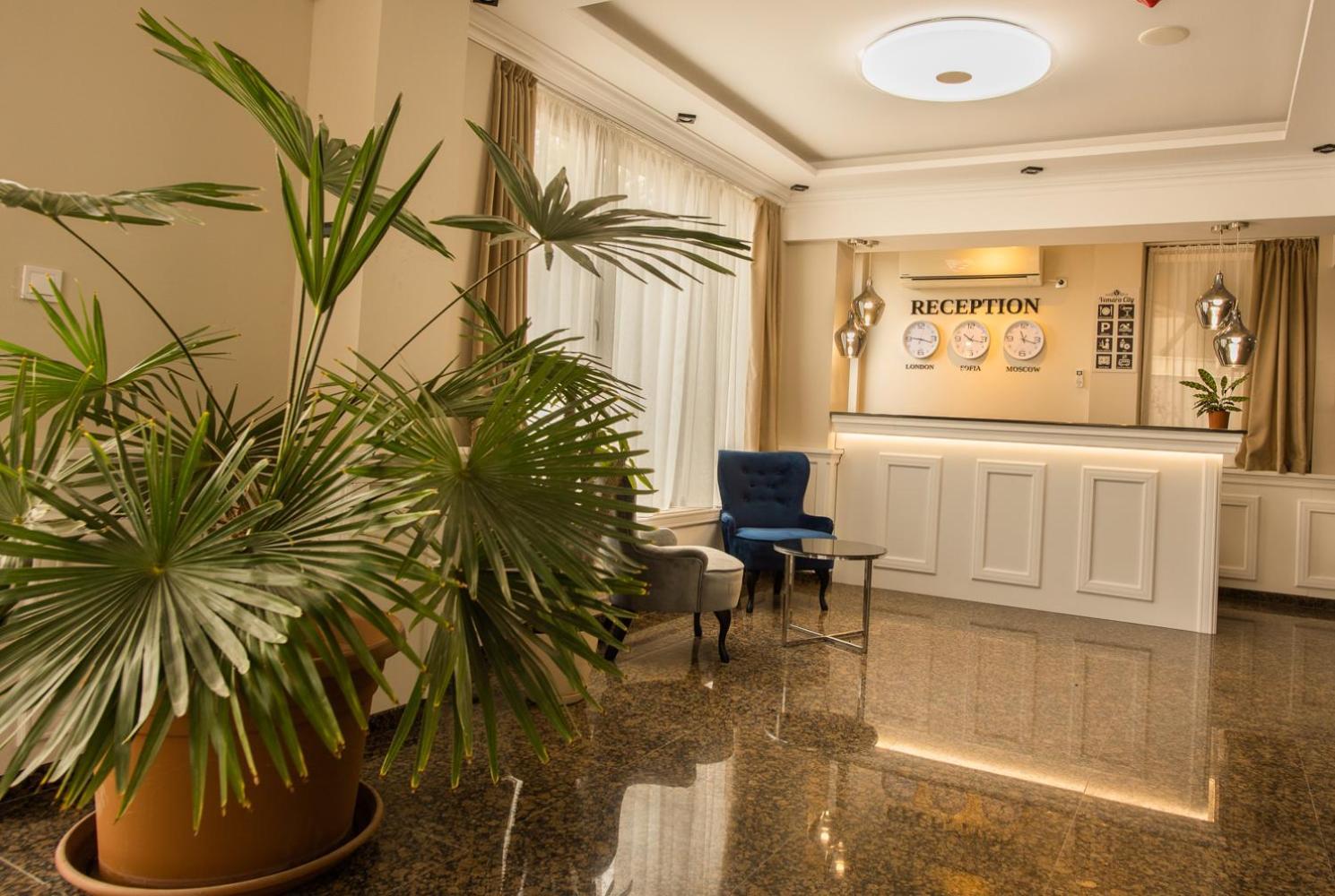 Vemara City Boutique Hotel-Free Parking Varna Exterior photo